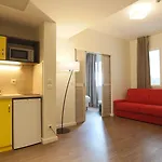 Westlodge Lyon Nord Ξενοδοχείο 3*