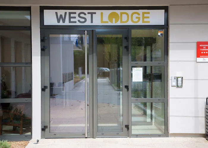 Westlodge Lyon Nord Hotell