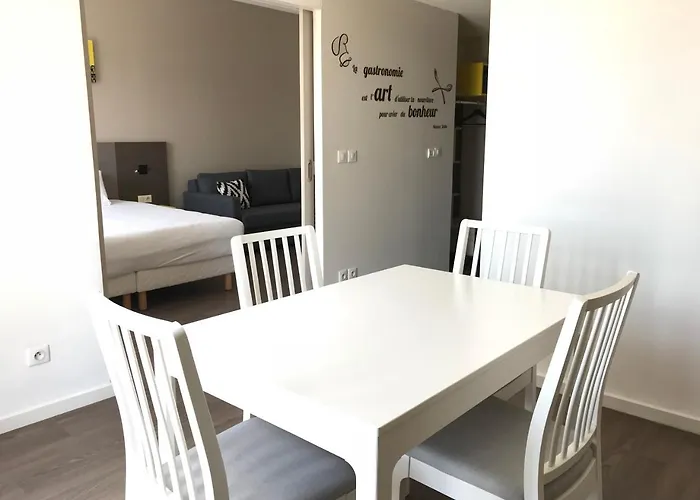 Hotell Westlodge Lyon Nord