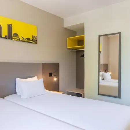 Hotel Westlodge Lyon Nord Dardilly