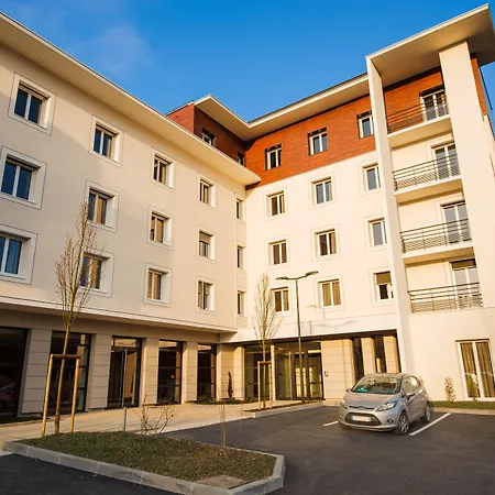Hotel Westlodge Lyon Nord 3*