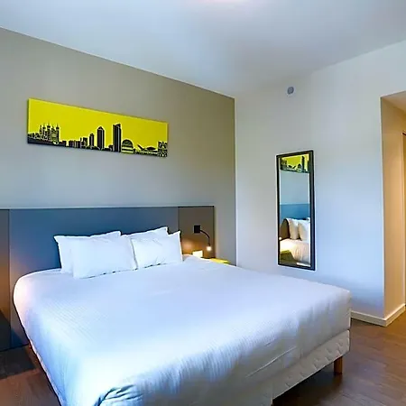 Westlodge Lyon Nord Hotel 3*
