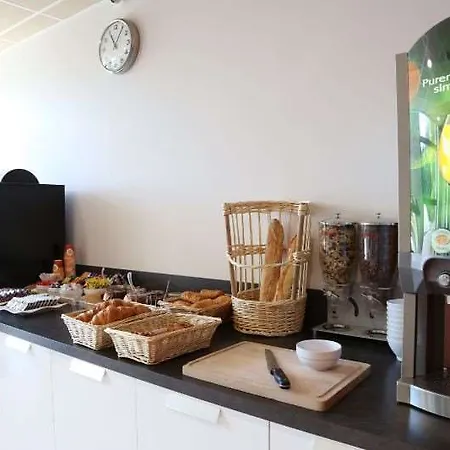 Otel Westlodge Lyon Nord