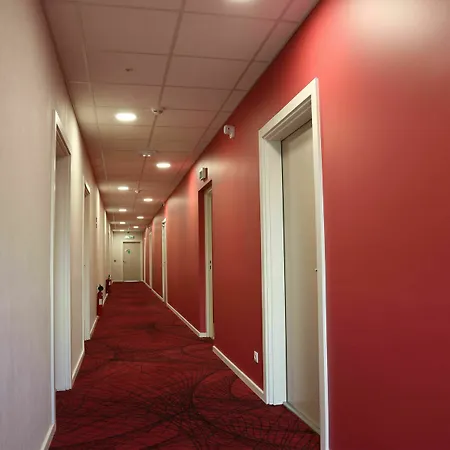 Otel Westlodge Lyon Nord Dardilly